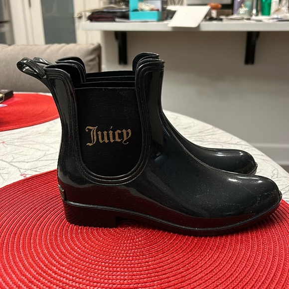 Juicy Couture Black Sparkling Rain Boots - Picture 1 of 5